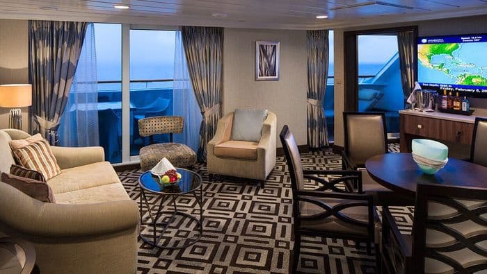 Azamara club cruises azamara onward ocean suites 5.jpeg